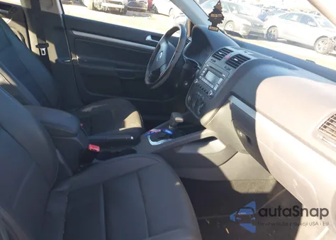 2008 Volkswagen Jetta Se from USA, damaged, VIN 3VWRM71K08M151690